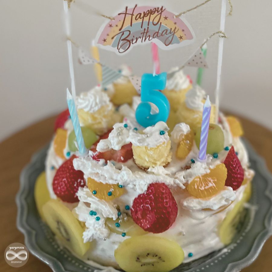 誕生日ケーキデコレーション_次女5歳自分でデコ